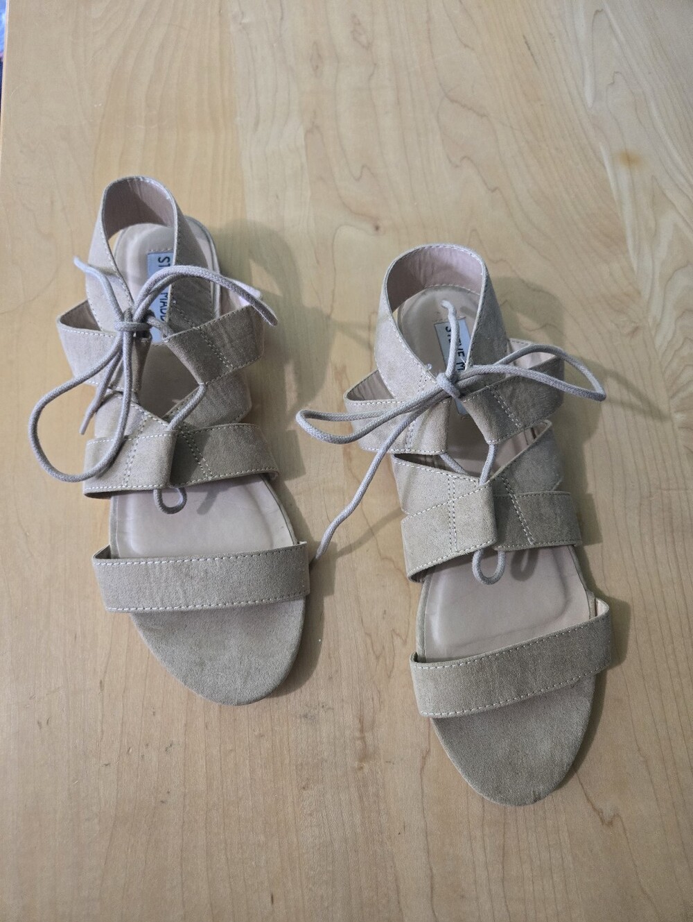 STEVE MADDEN Tan Suede Lace-Up Sandals Size 8
